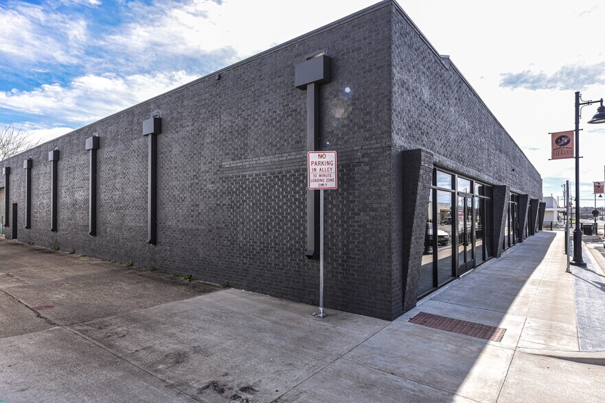 300 N 8th Suite 100 St, Killeen, TX à louer - Photo de l’immeuble – Image 2 sur 8