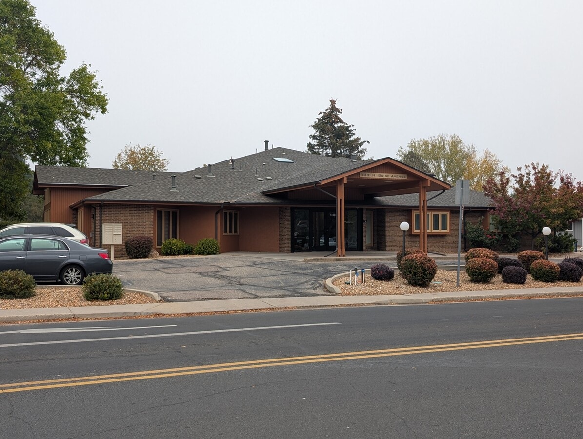 1808 Boise Ave, Loveland, CO 80538 - Lot 110 - - Photo intérieure - Image 2 of 11