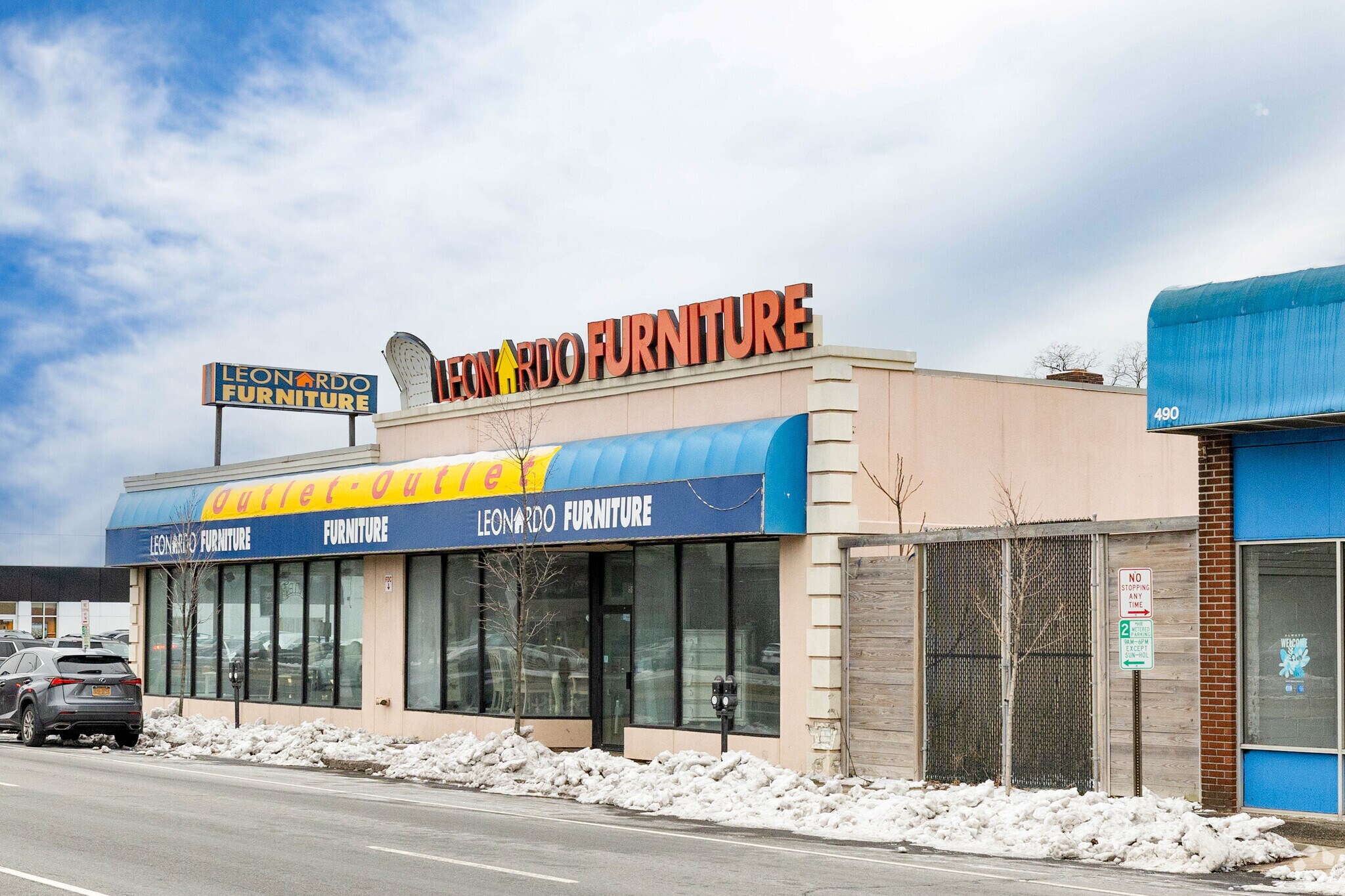 500 Sunrise Hwy, Rockville Centre, NY à vendre Photo principale– Image 1 sur 16