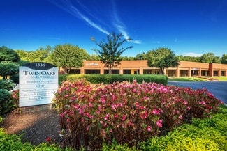 Plus de détails pour 1338 Hundred Oaks Dr, Charlotte, NC - Local d'activités à louer