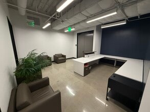 3100 Bristol St, Costa Mesa, CA à louer Photo intérieure– Image 1 sur 10