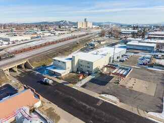 Plus de détails pour 130-134 N Madelia St, Spokane, WA - Industriel/Logistique à vendre