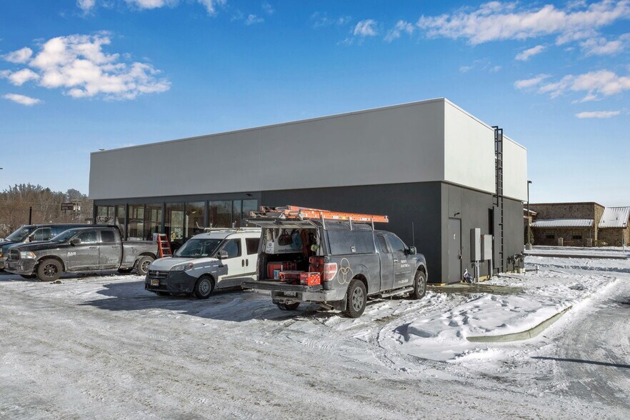 314 E Fairmount Ave, Lakewood, NY à vendre - Photo de l’immeuble – Image 2 sur 16