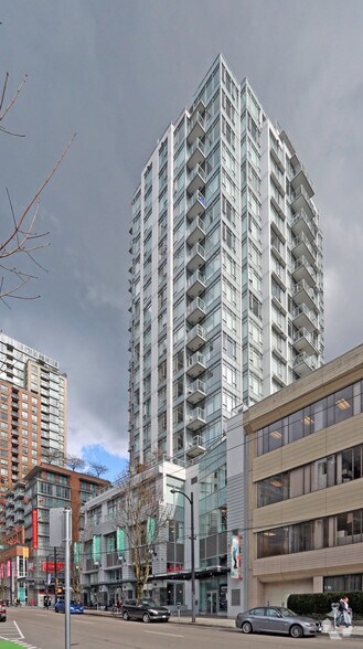 488 Robson St, Vancouver, BC à louer - Photo de l’immeuble – Image 2 sur 20