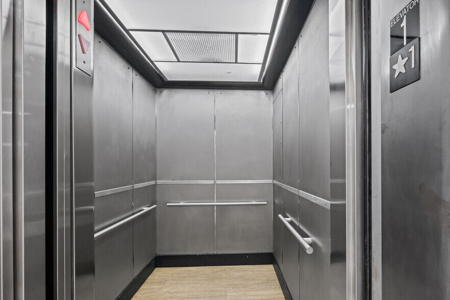 960 W 41st St, Miami Beach, FL à louer - Photo de l’immeuble – Image 3 sur 17