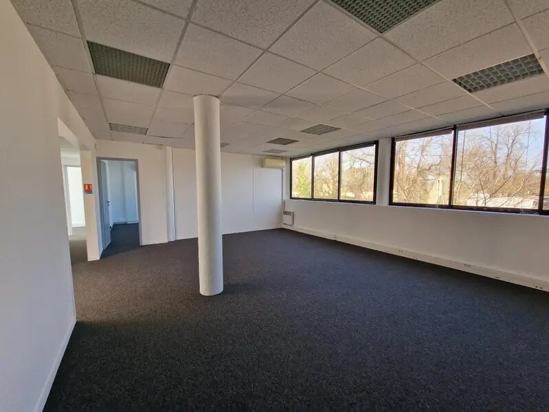 Bureau dans Mérignac à louer Photo intérieure– Image 1 sur 9