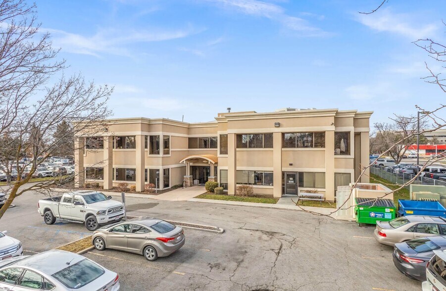 1070 N Curtis Rd, Boise, ID à louer - Photo de l’immeuble – Image 2 sur 7