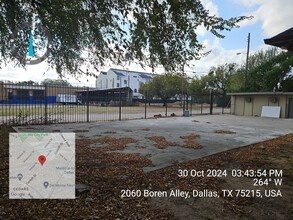 2017 S Ervay St, Dallas, TX à louer Photo de l’immeuble– Image 1 sur 10