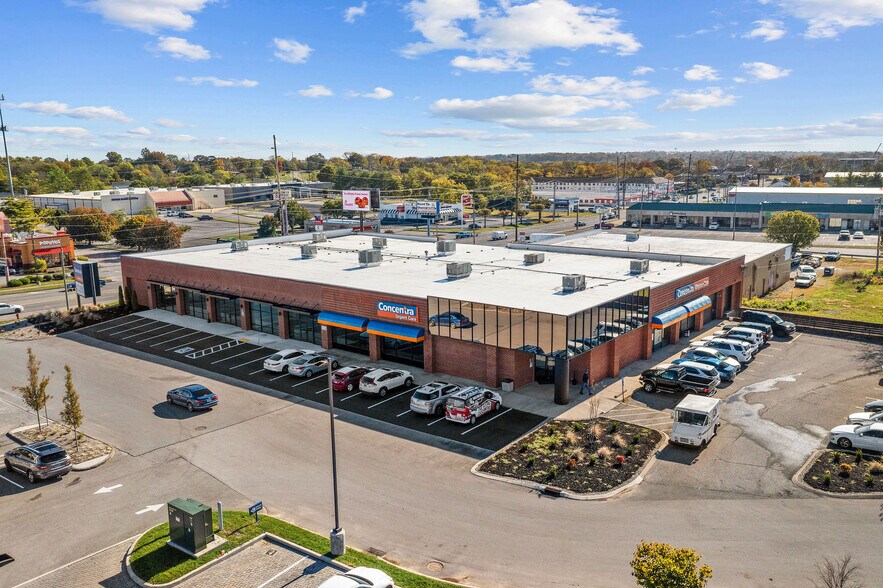 1717 Gallatin Pike N, Madison, TN à vendre - Photo de l’immeuble – Image 3 sur 21