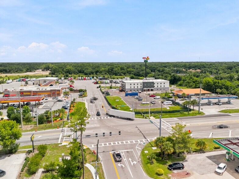 4418 Highway 46, Mims, FL à vendre - Photo de l’immeuble – Image 2 sur 8