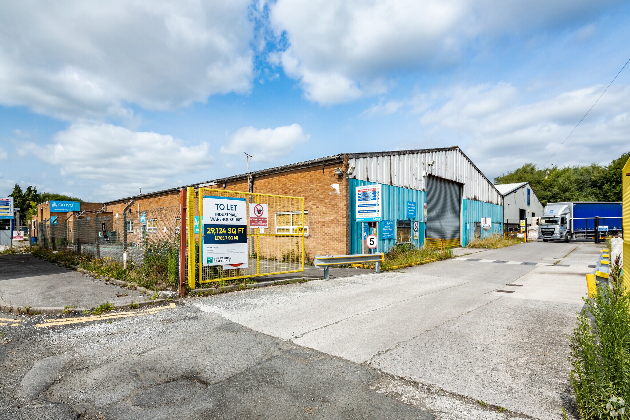 Road Four, Winsford à louer Photo principale– Image 1 sur 3