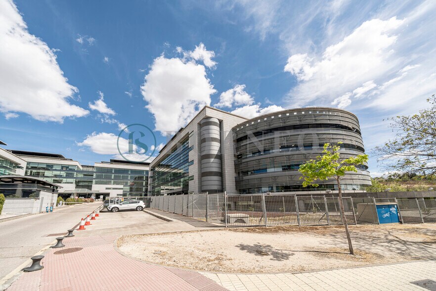 Calle Anabel Segura, 11, Alcobendas, Madrid à louer - Photo de l’immeuble – Image 3 sur 4
