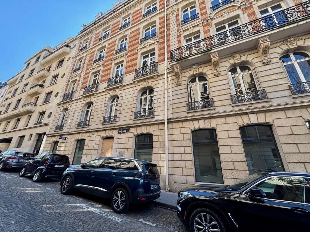 27 Rue Paul Valéry, Paris à louer Photo de l’immeuble– Image 1 sur 6