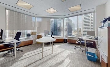 161 Bay St, Toronto, ON à louer Photo intérieure– Image 1 sur 3