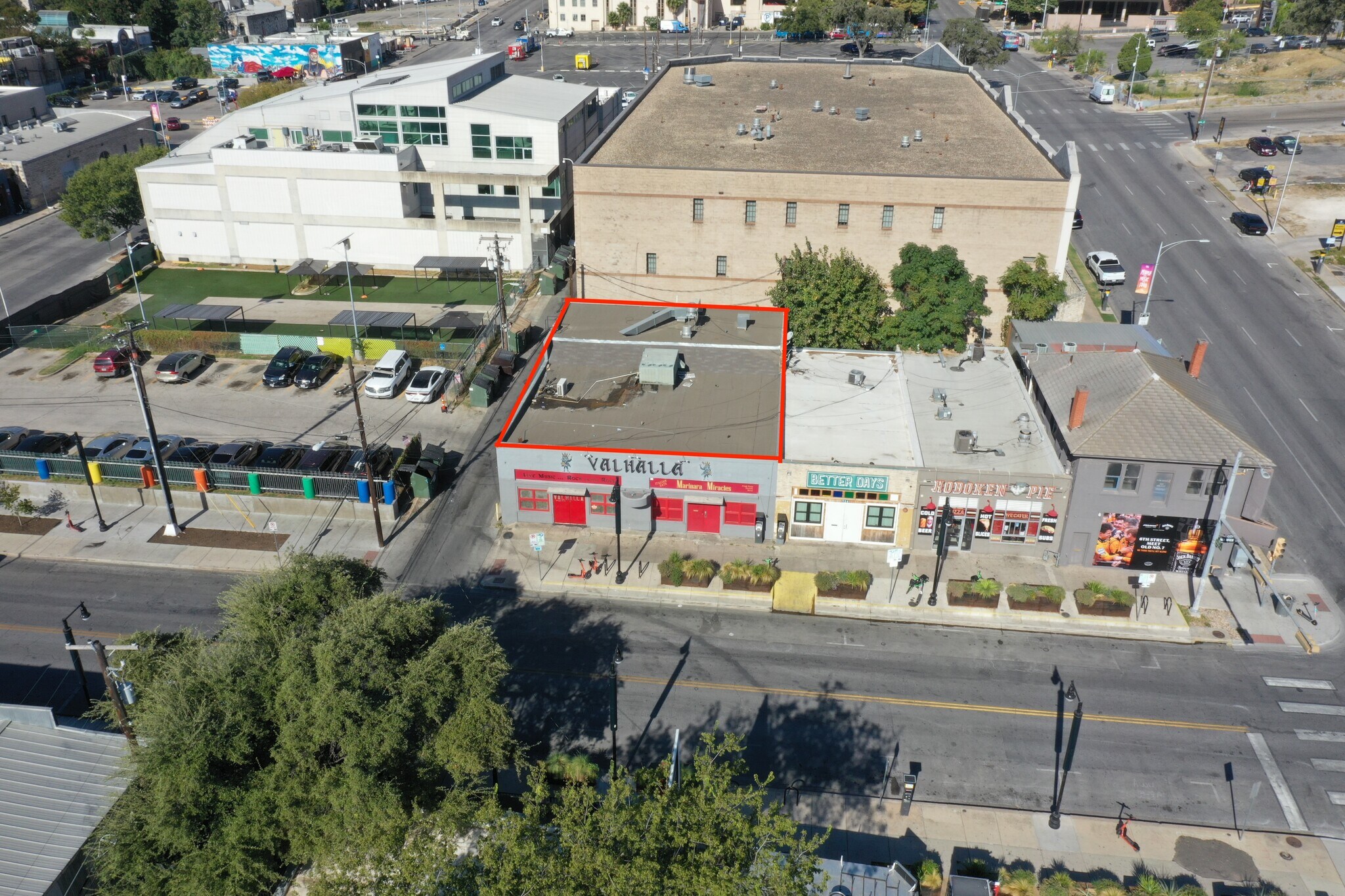 710 Red River St, Austin, TX à vendre Photo de l’immeuble– Image 1 sur 4