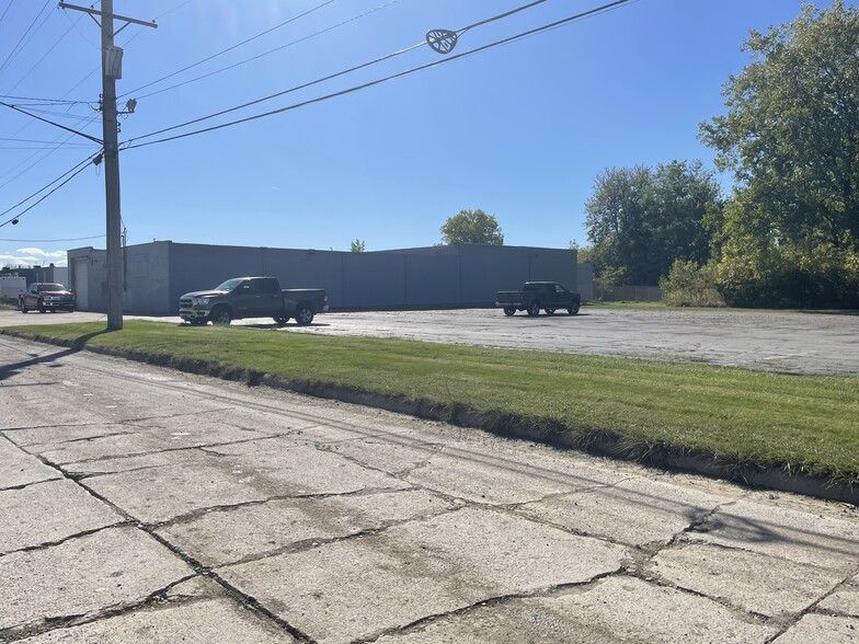 1744 Iowa Ave, Lorain, OH à vendre - Photo de l’immeuble – Image 2 sur 2