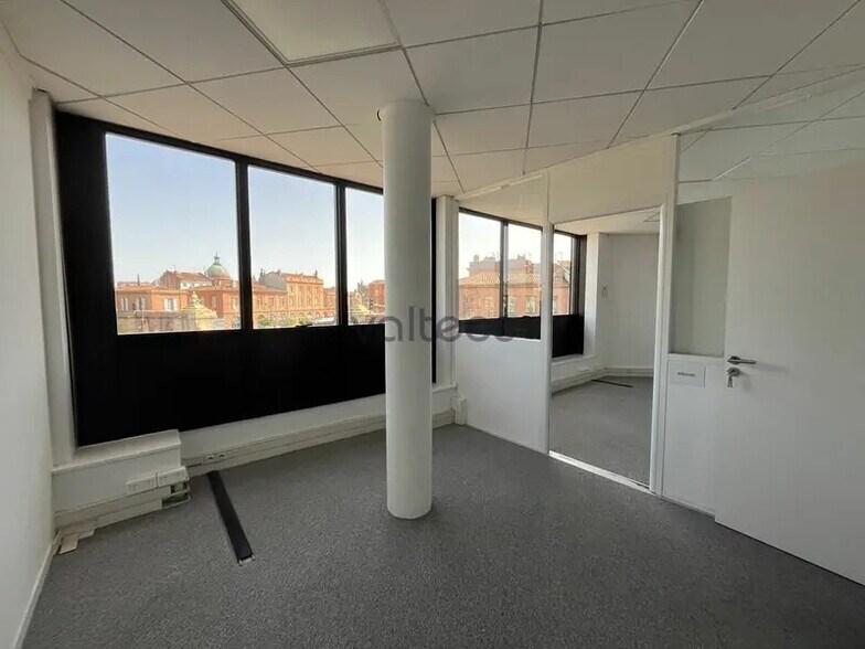 18 Place Roguet, Toulouse à louer - Photo intérieure – Image 3 sur 6