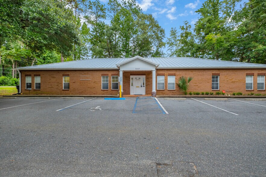 3227-3229 Capital Medical Blvd, Tallahassee, FL à vendre - Photo de l’immeuble – Image 1 sur 24