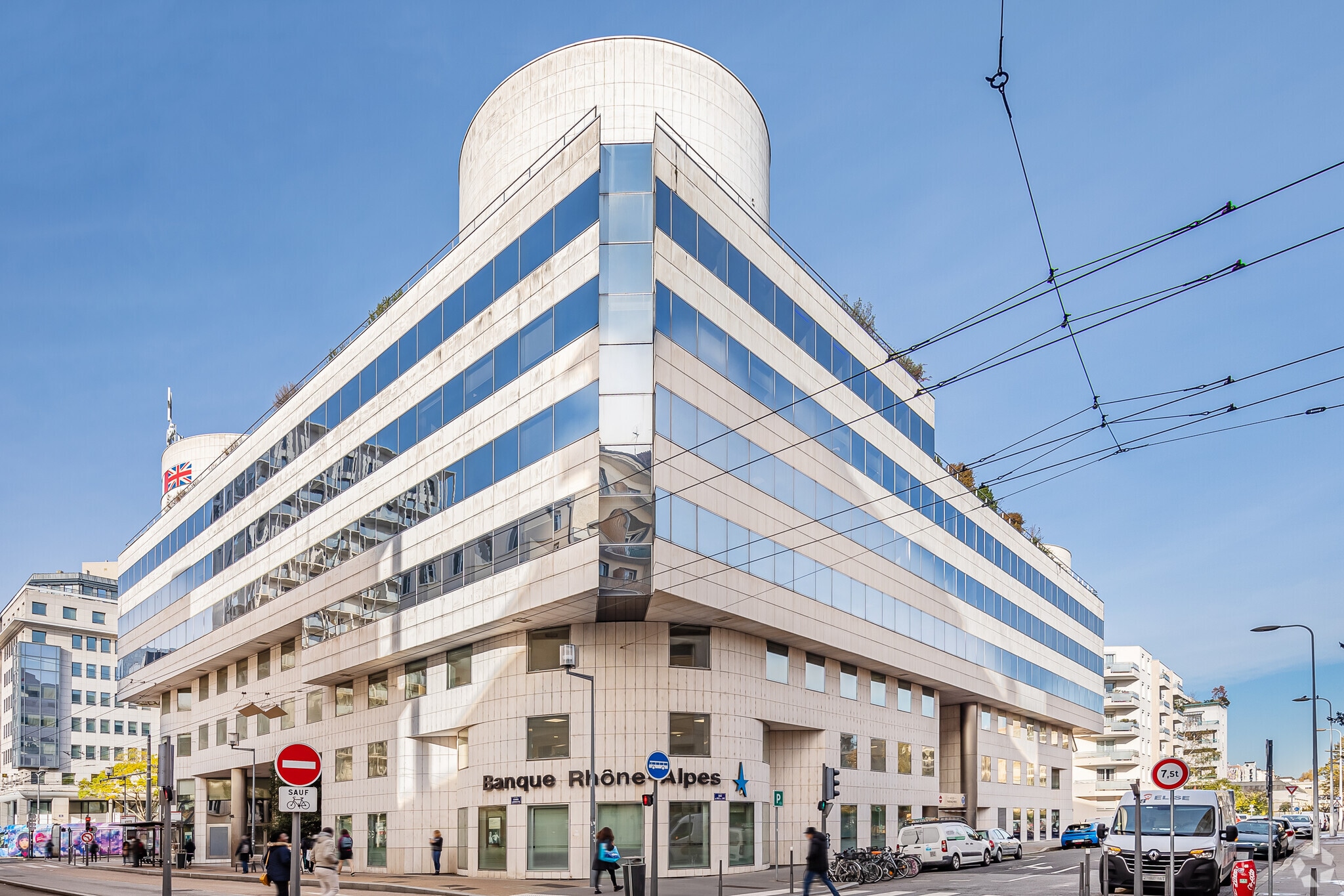 235 Cours Lafayette, Lyon à louer Photo principale– Image 1 sur 28