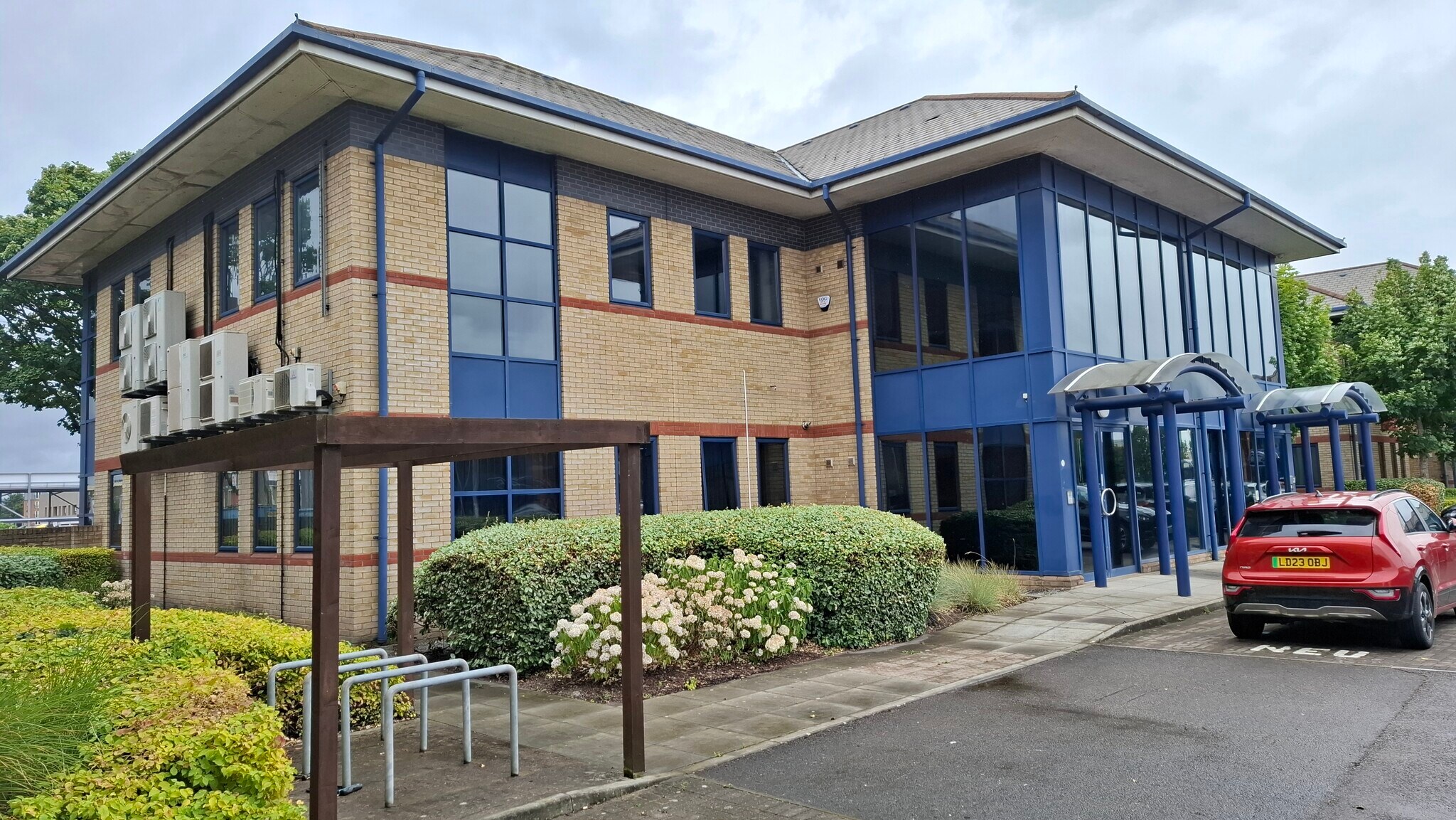 Vanguard Way, Cardiff à louer Photo principale– Image 1 sur 8