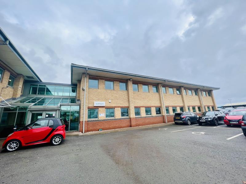 20 Allington Way, Darlington à louer Photo principale– Image 1 sur 5