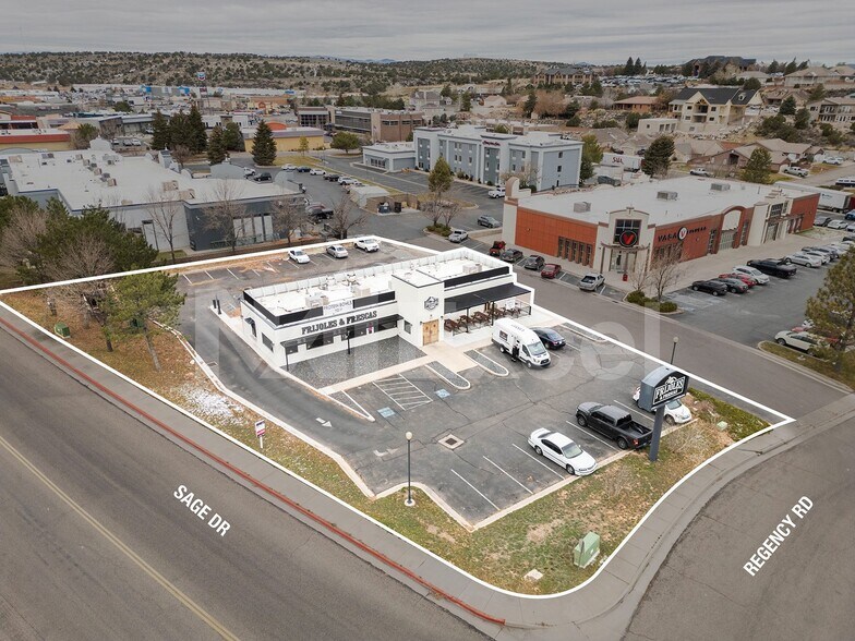 1555 W Regency Rd, Cedar City, UT à louer - Photo de l’immeuble – Image 1 sur 2