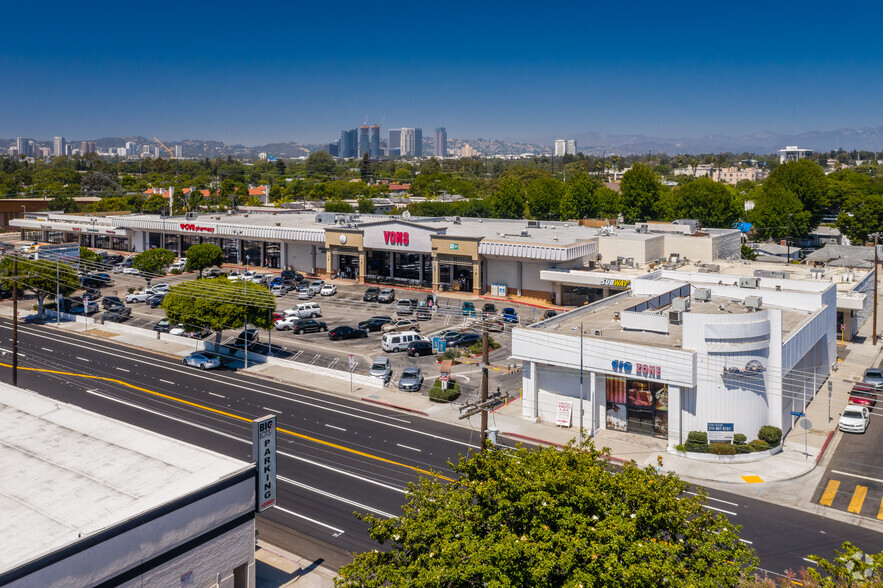 3000-3130 S Sepulveda Blvd, Los Angeles, CA à louer - Photo de l’immeuble – Image 1 sur 11