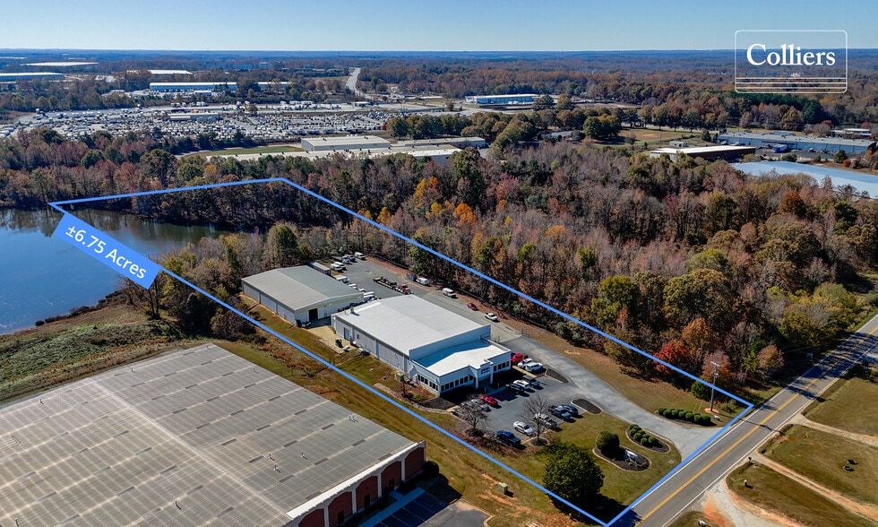929 Berry Shoals Rd, Duncan, SC à vendre - Photo principale – Image 1 sur 8