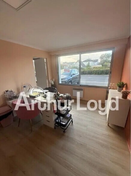 Bureau dans Caen à louer - Photo intérieure – Image 1 sur 4