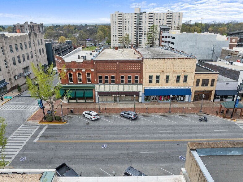 203 N Court St, Florence, AL à vendre - Photo de l’immeuble – Image 3 sur 17