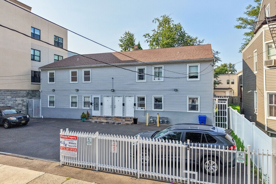 165-169 Godwin Ave, Paterson, NJ à vendre - Photo de l’immeuble – Image 2 sur 34