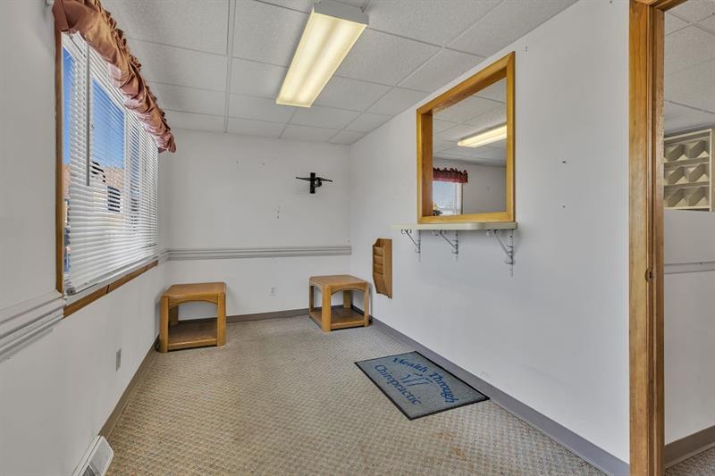 628 Darlington Rd, Beaver Falls, PA à louer - Photo intérieure – Image 3 sur 16