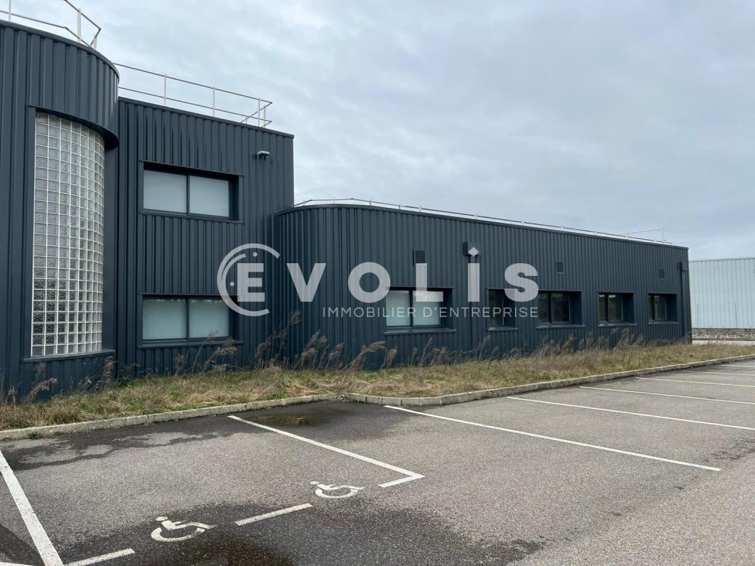 810 Rue De L'Industrie, Saint-André-de-Corcy à vendre Photo de l’immeuble– Image 1 sur 32