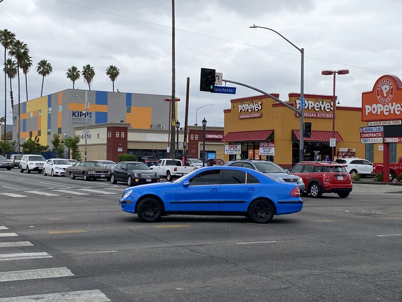 8510-8530 S Figueroa St, Los Angeles, CA à louer - Photo de l’immeuble – Image 2 sur 2