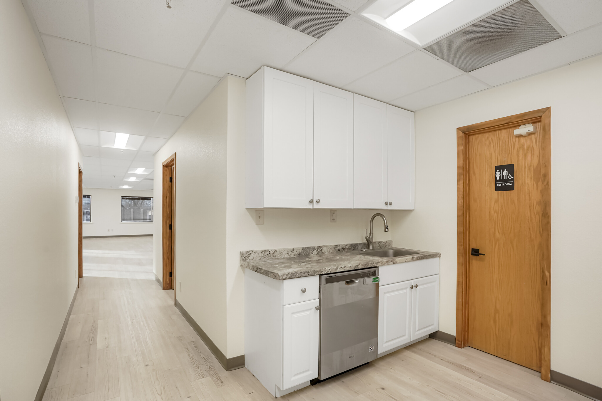 5808 S Rapp St, Littleton, CO à louer Photo de l’immeuble– Image 1 sur 4
