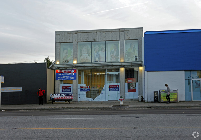 4114 Hastings St, Burnaby, BC à vendre - Photo de l’immeuble – Image 3 sur 5