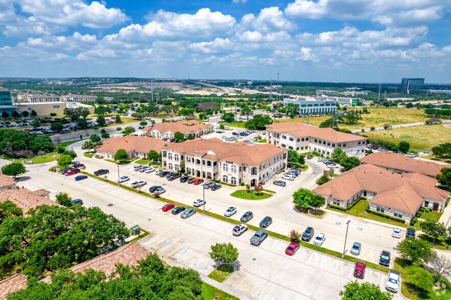 1314 E Sonterra Blvd, San Antonio, TX à vendre - Aérien – Image 1 sur 5