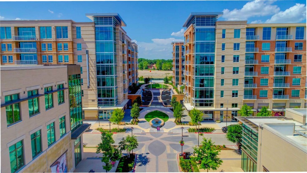 Walnut Hill Ln, Dallas, TX à louer - Photo de l’immeuble – Image 2 sur 9