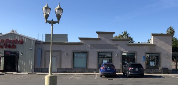 502 E San Ysidro Blvd, San Ysidro, CA à louer - Photo de l’immeuble – Image 3 sur 3