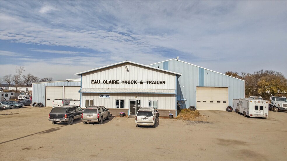 7918 Partridge Rd, Eau Claire, WI à vendre - Photo de l’immeuble – Image 2 sur 39