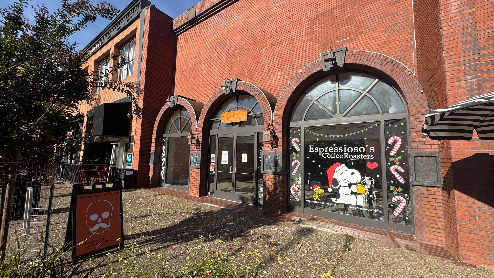 529-531 4th St, Santa Rosa, CA à louer Photo de l’immeuble– Image 1 sur 8