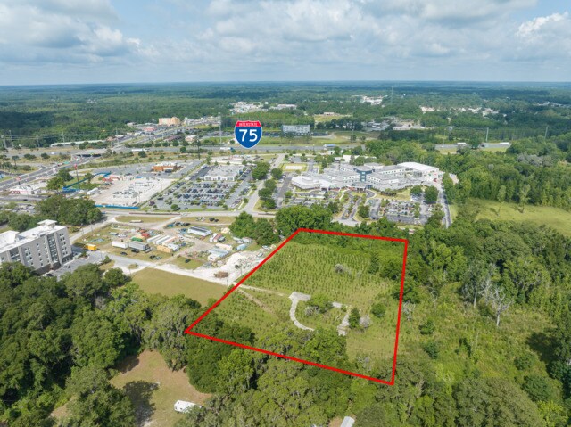 252 NW Cali Dr, Lake City, FL à vendre - Photo de l’immeuble – Image 3 sur 18