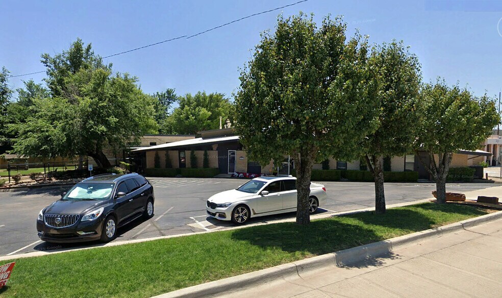 2802 Britton Rd, Oklahoma City, OK à vendre - Photo de l’immeuble – Image 3 sur 4