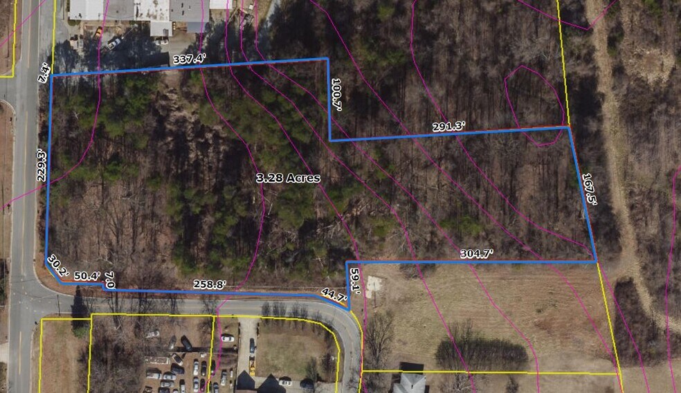 217 Aloe Rd, Greensboro, NC à vendre - Photo principale – Image 1 sur 9
