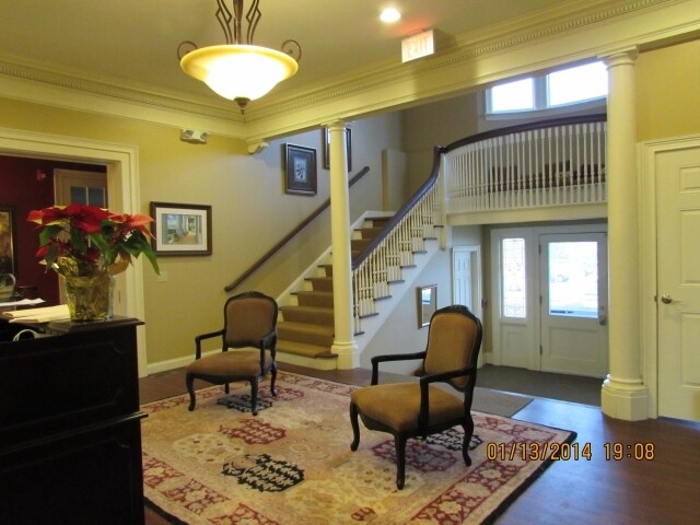 710 Latta Rd, Rochester, NY à vendre - Hall d’entrée – Image 2 sur 29