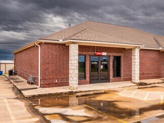 Plus de détails pour 1501 E Wade Watts Ave, Mcalester, OK - Bureau à louer