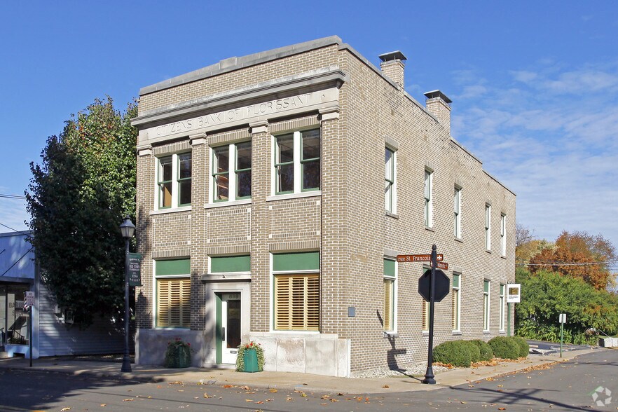 699 Rue St Francois St, Florissant, MO à vendre - Photo principale – Image 1 sur 3