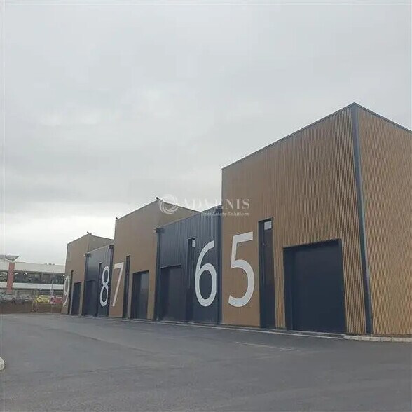 Local d’activités dans Laxou à louer - Photo de l’immeuble – Image 2 sur 7