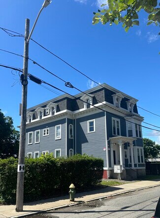 Plus de détails pour 50 Common St, Providence, RI - Logement à vendre
