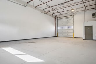 9456 S Bagley Park Rd, West Jordan, UT à louer Photo intérieure– Image 1 sur 4